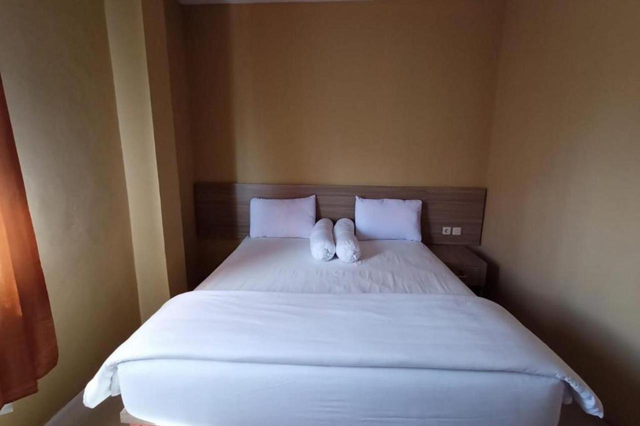 Mess Mt Haryono Motel Sampit Bagian luar foto