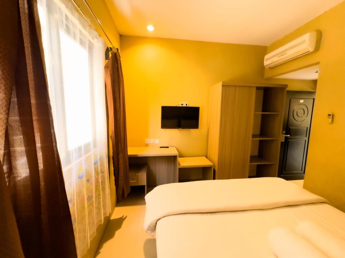 Mess Mt Haryono Motel Sampit Bagian luar foto